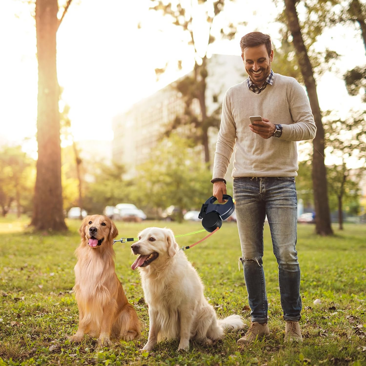 Dual Dog Leash with two retractable leads for walking multiple dogs