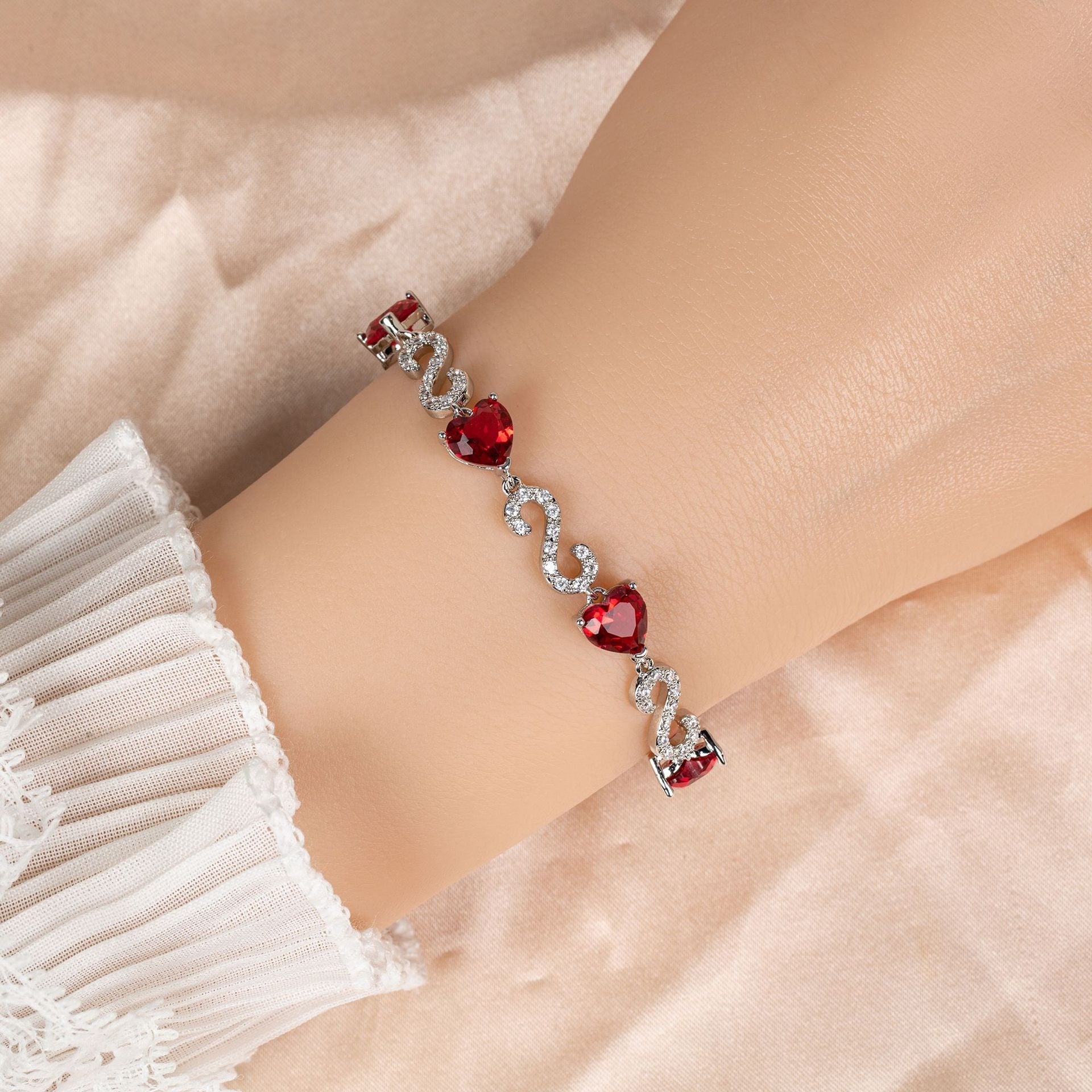 S925 Silver Number-Spliced Heart &amp; Cubic Zirconia Bracelet