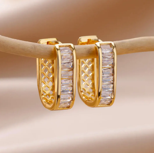 18K Gold-Plated Classic Earrings with White Crystals (Pair)