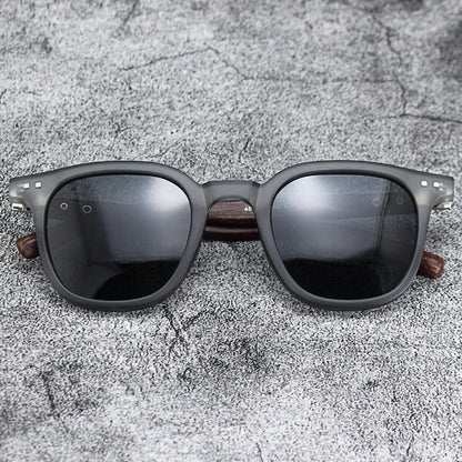Men’s Vintage PC Frame Sunglasses - Classic Brand Driving Eyewear with Coating Lens