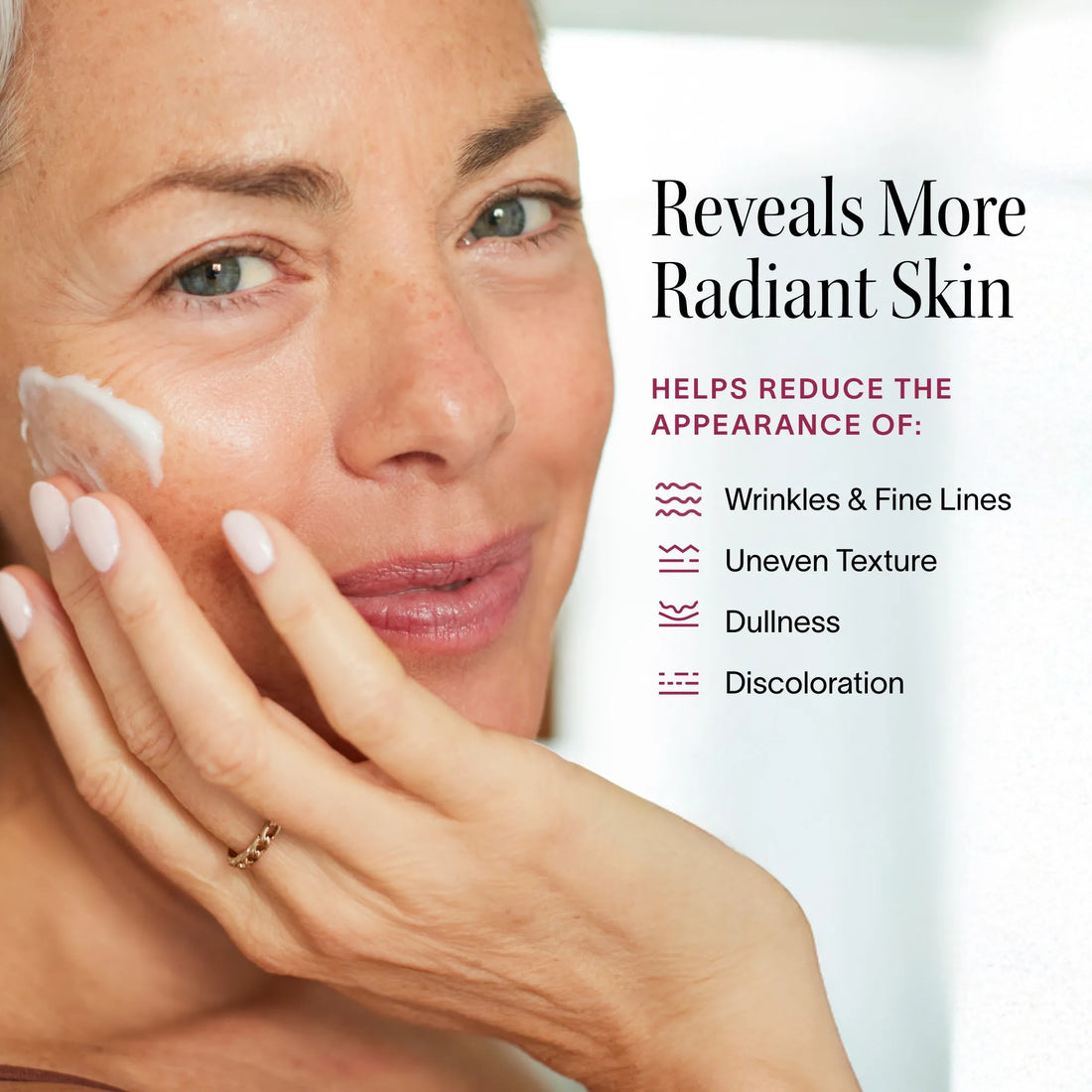 Light Therapy Boosting Face &amp; Neck Serum