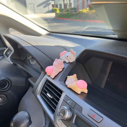Bouncy Butt Car Ornament Piggy character resin dashboard decor