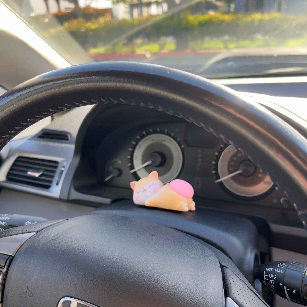 Bouncy Butt Car Ornament Piggy animal figure for desk and dashboard decor